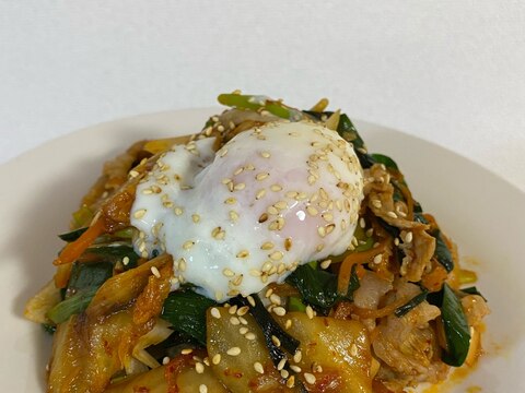 豚キムチはキムチを先に炒めて麺つゆ入れれば良し